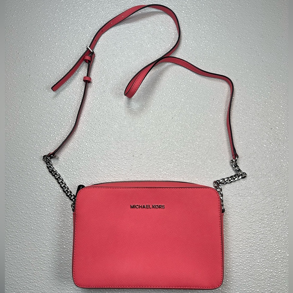 Michael Kors Jet Set Large Crossbody Crossgrain Leather East / West Coral
